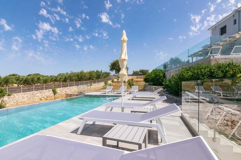Alonaki Apartments Agios Leon Екстер'єр фото
