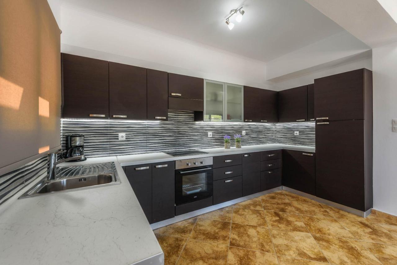 Alonaki Apartments Agios Leon Екстер'єр фото