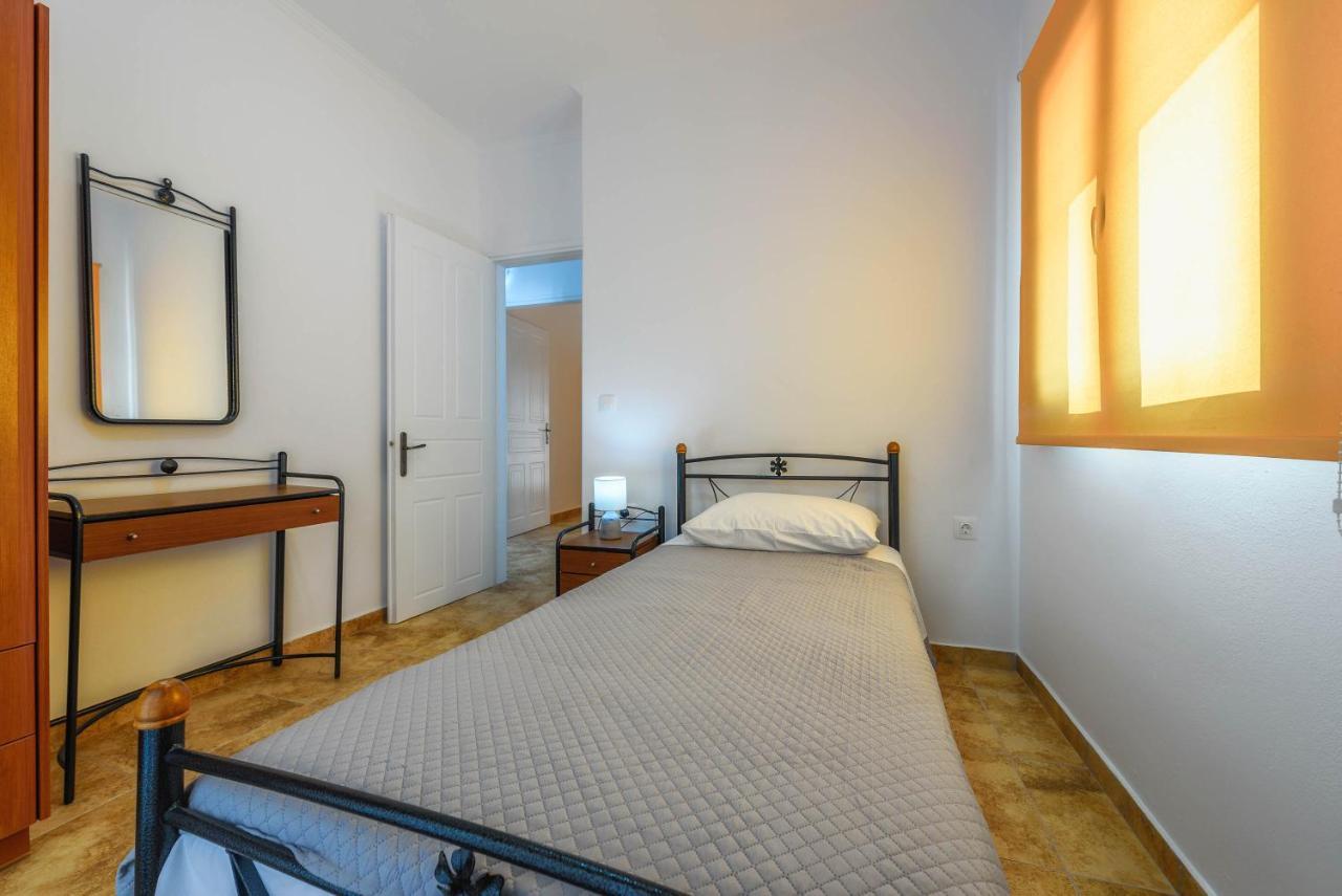 Alonaki Apartments Agios Leon Екстер'єр фото