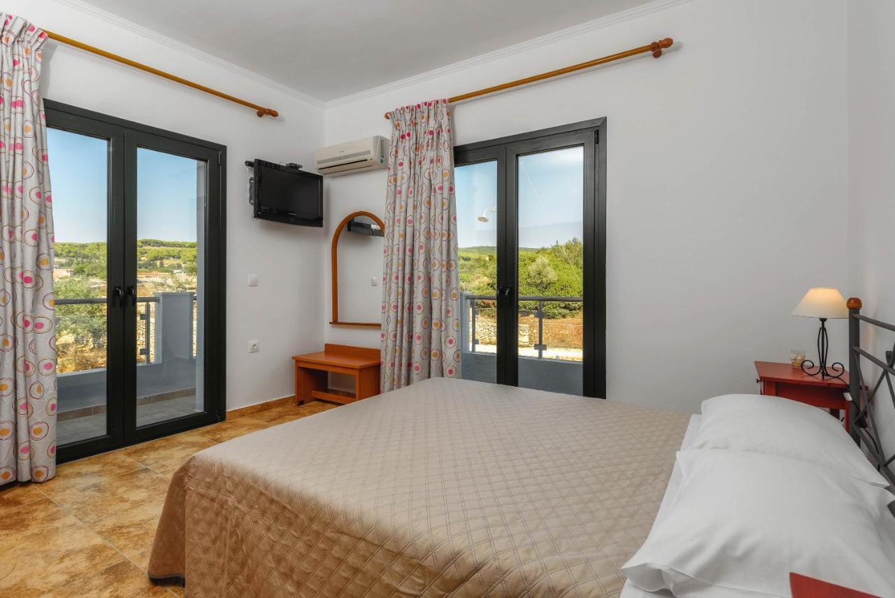 Alonaki Apartments Agios Leon Екстер'єр фото