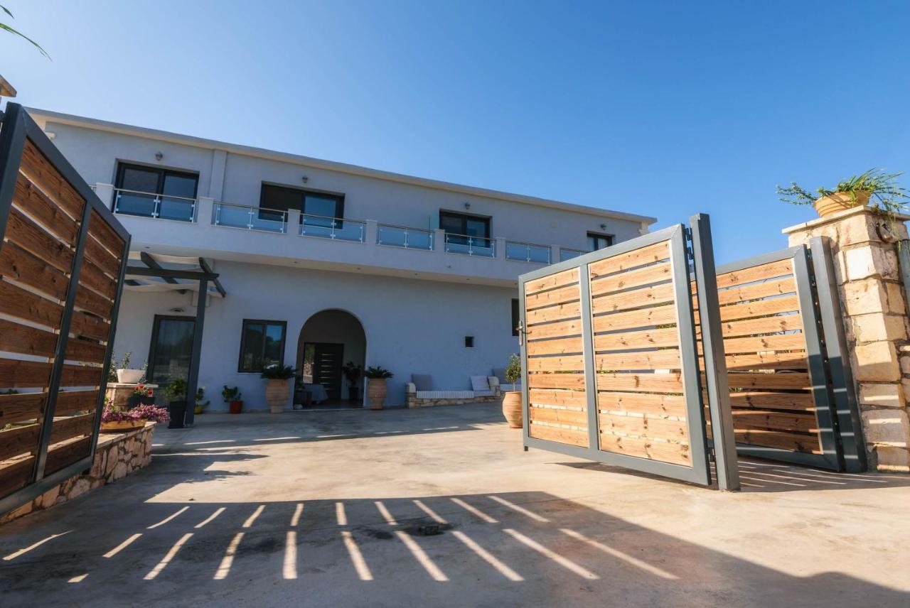 Alonaki Apartments Agios Leon Екстер'єр фото